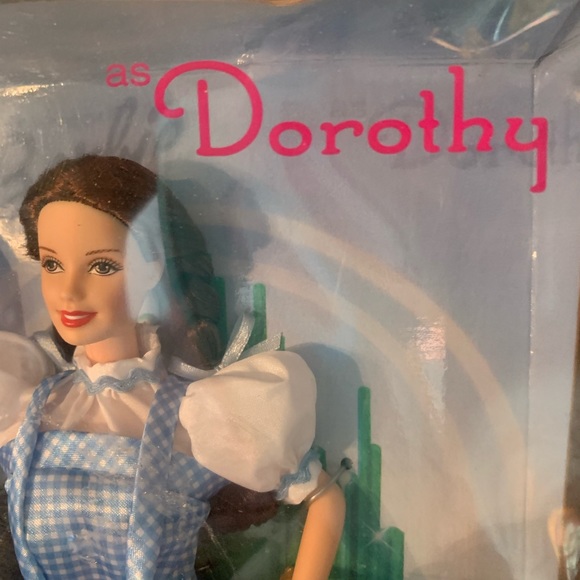 Mattel, NEW IN BOX, The Wizard of Oz, DOROTHY, Barbie, 1999, has Black dog Toto. - Picture 3 of 8